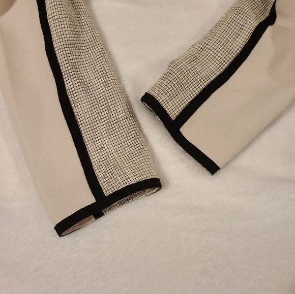 ANN TAYLOR Jacket - Picture 7 of 7